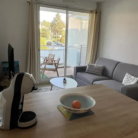 Appartement Lumineux Climatise Avec Terrasse La Ciotat Extérieur photo